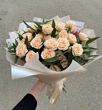 Букет Кремовые розы Латте в Уварово